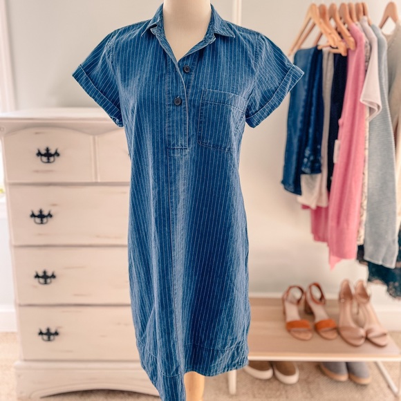J. Crew Dresses & Skirts - J.Crew Chambray Shirt Dress